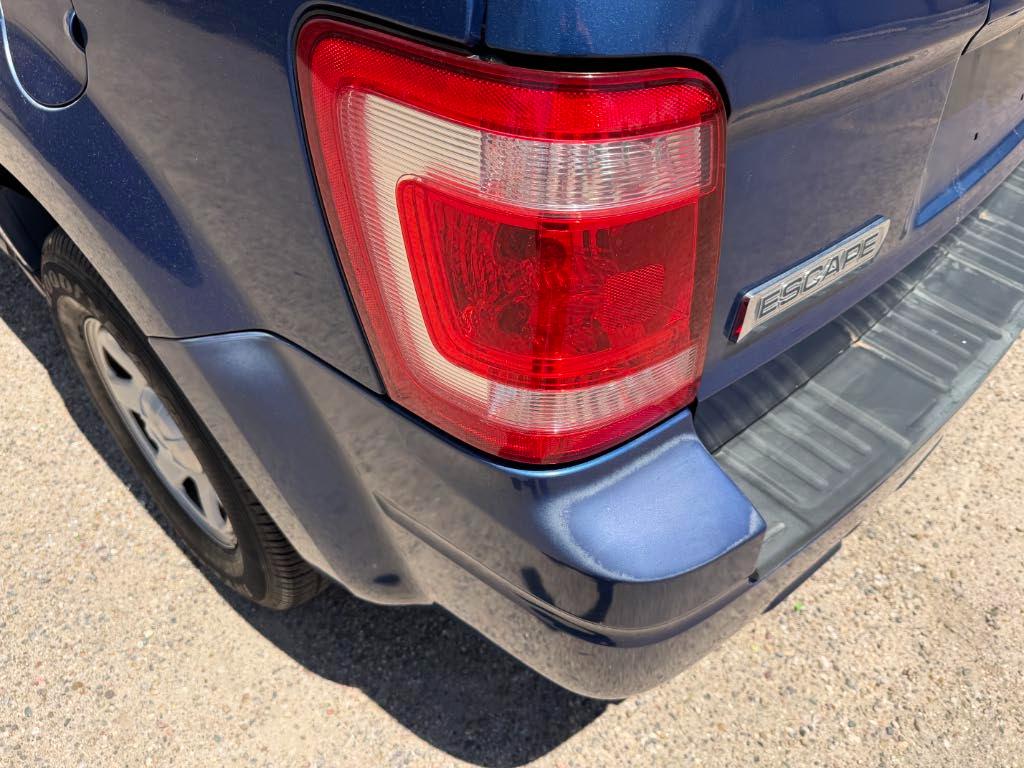Ford Escape  2008