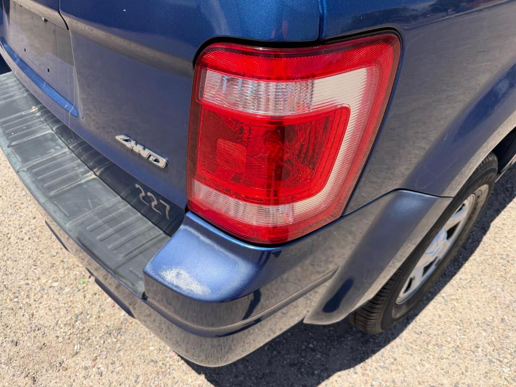 Ford Escape  2008