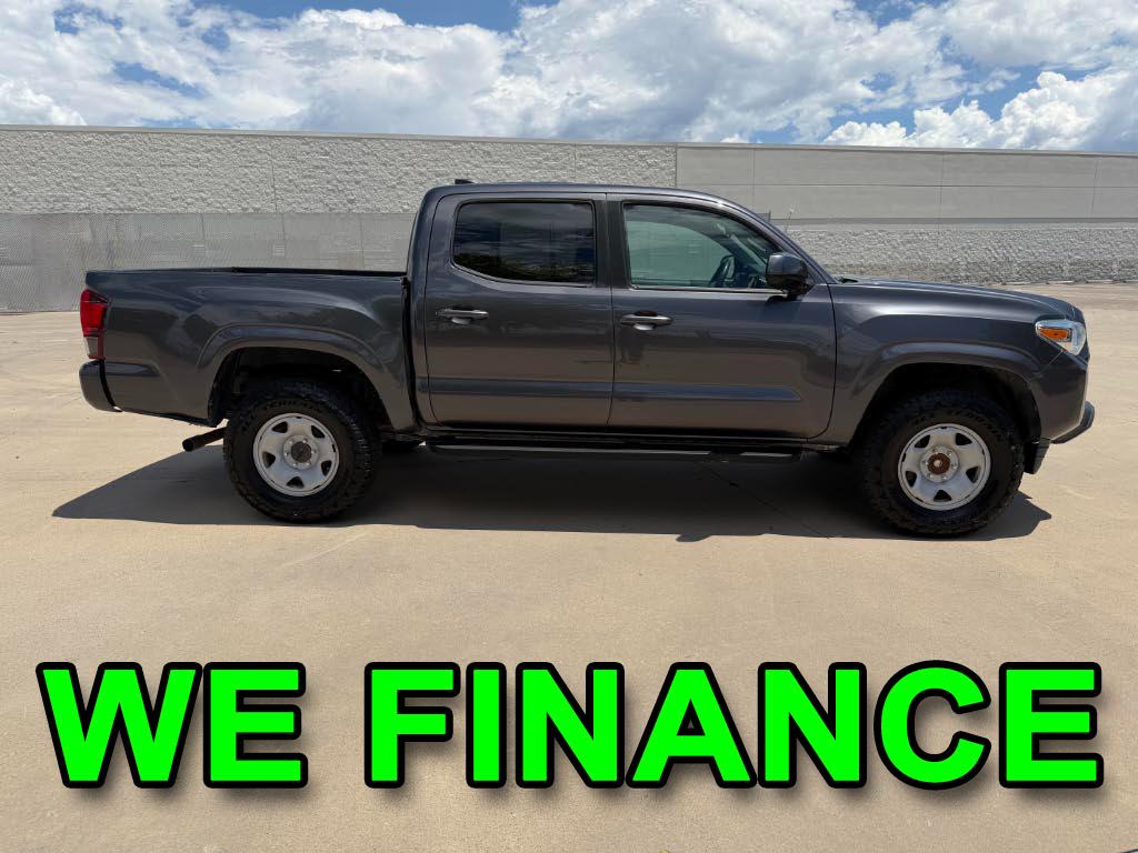 Toyota Tacoma SR 2022
