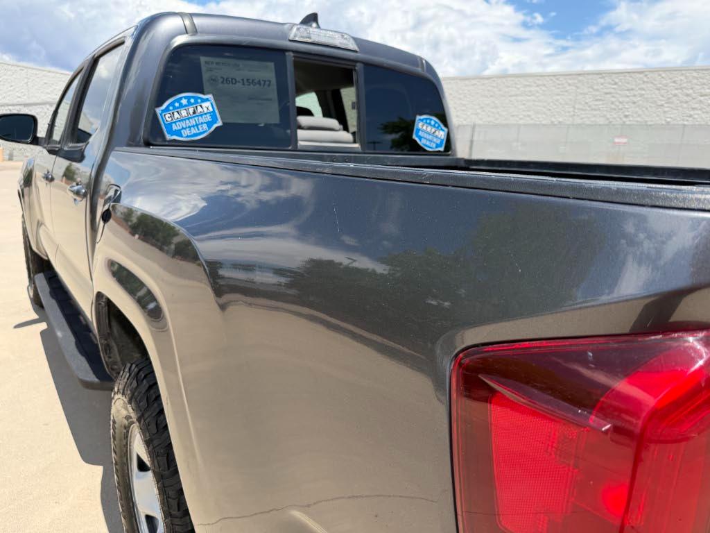 Toyota Tacoma SR 2022