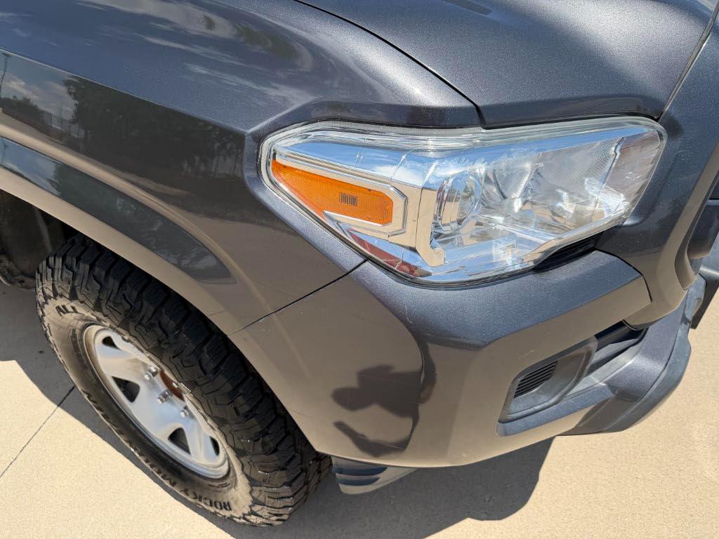 Toyota Tacoma SR 2022