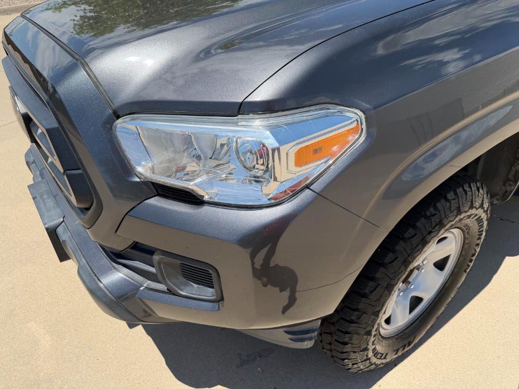 Toyota Tacoma SR 2022