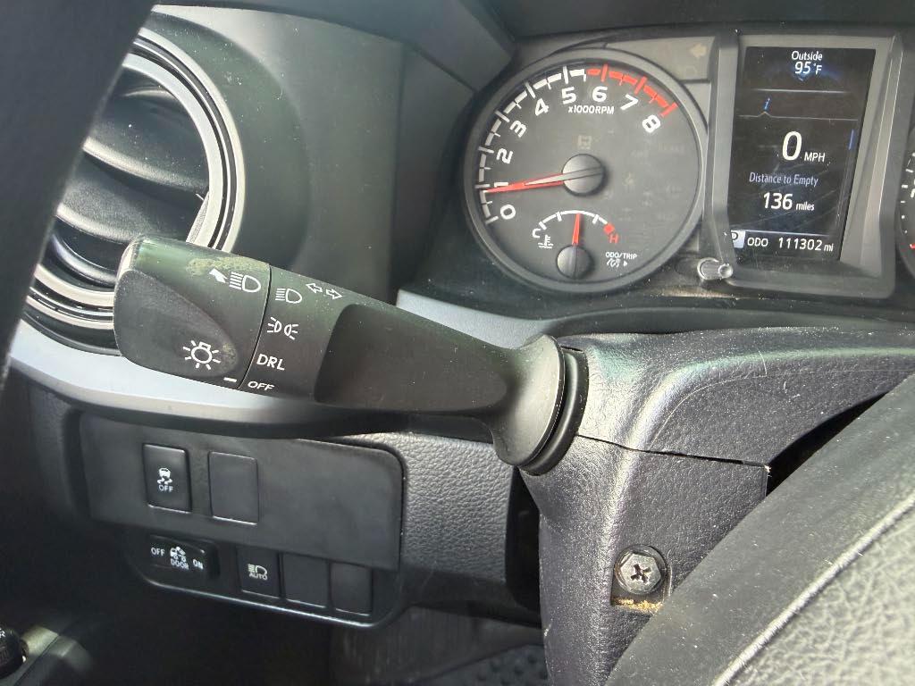 Toyota Tacoma SR 2022