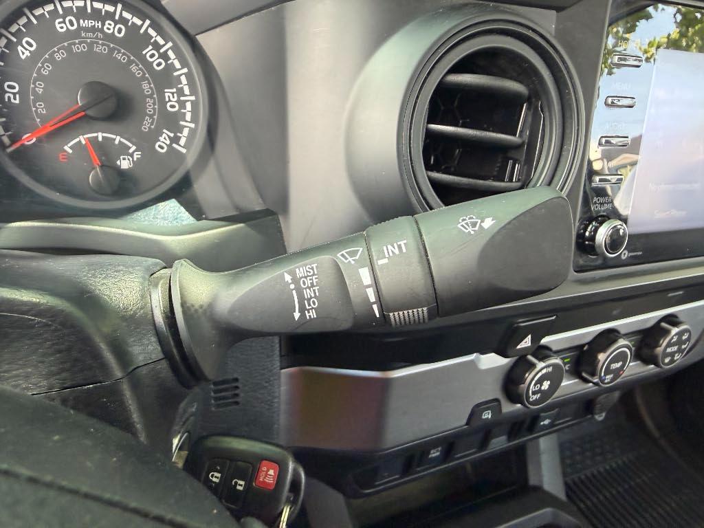 Toyota Tacoma SR 2022