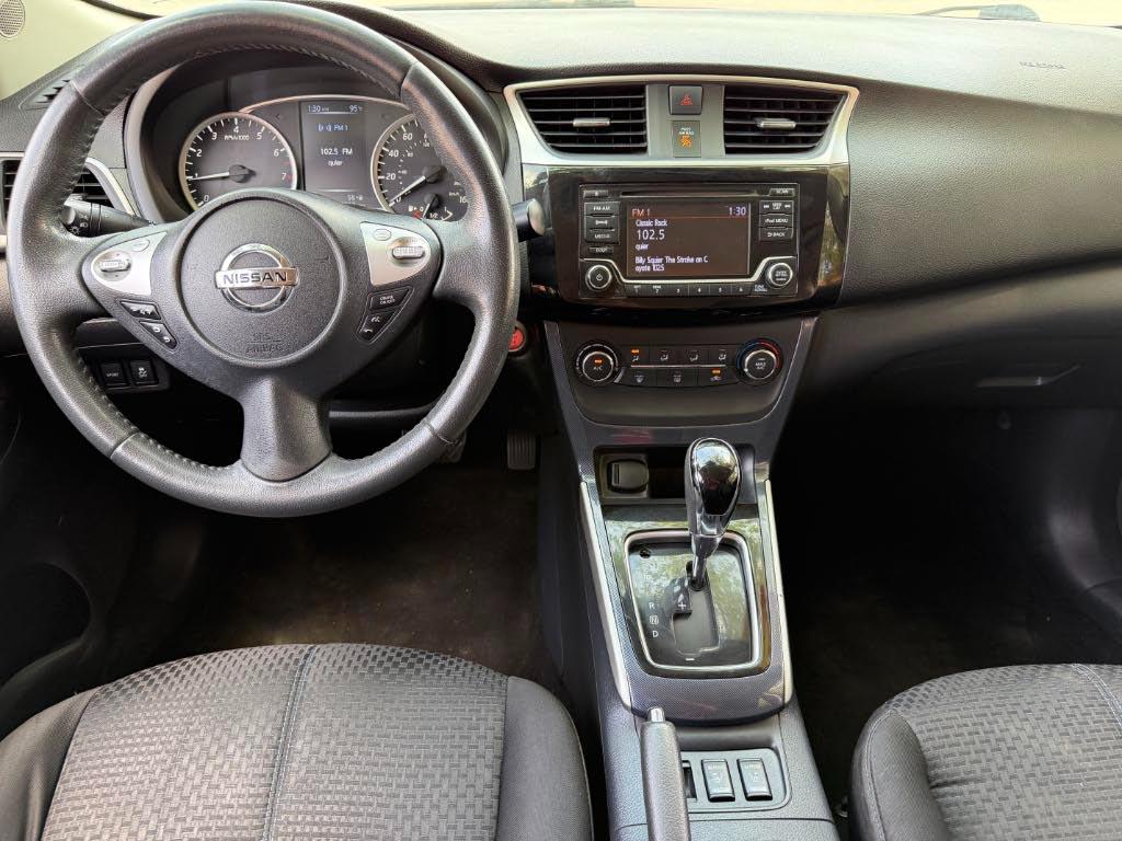 Nissan Sentra  2017