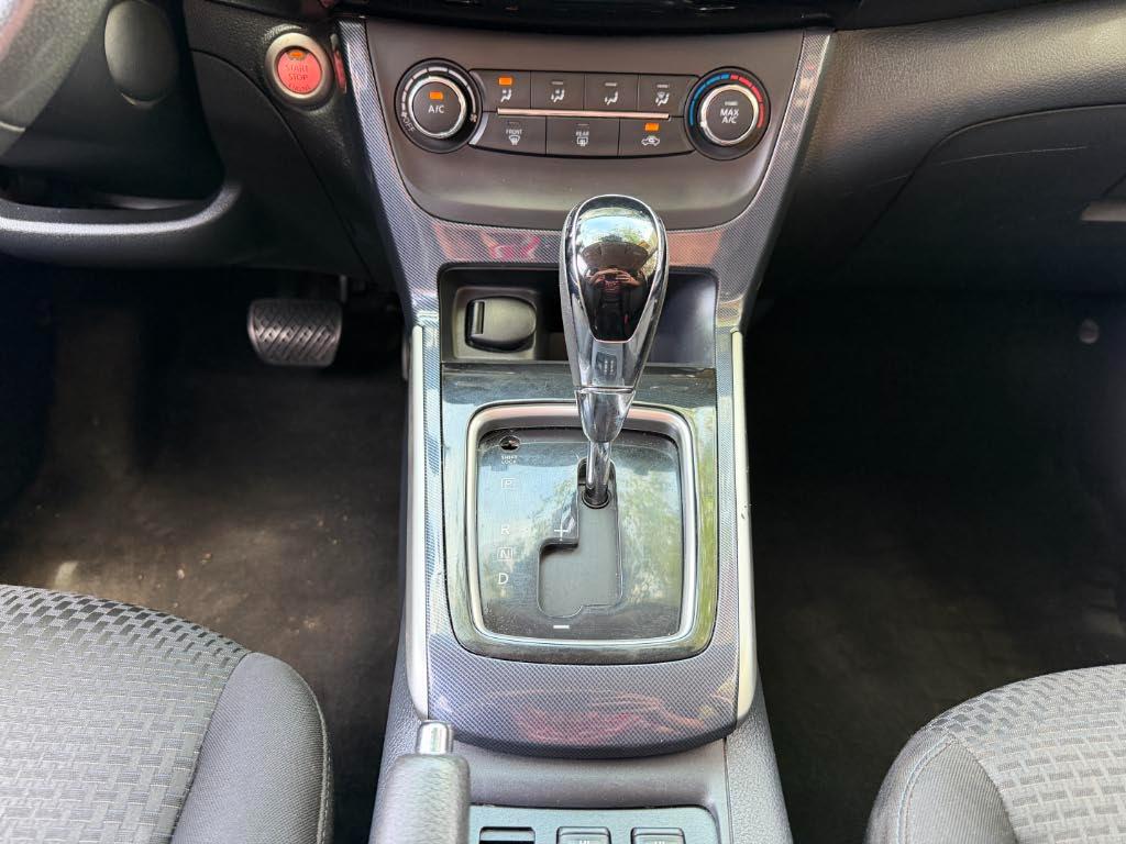Nissan Sentra  2017