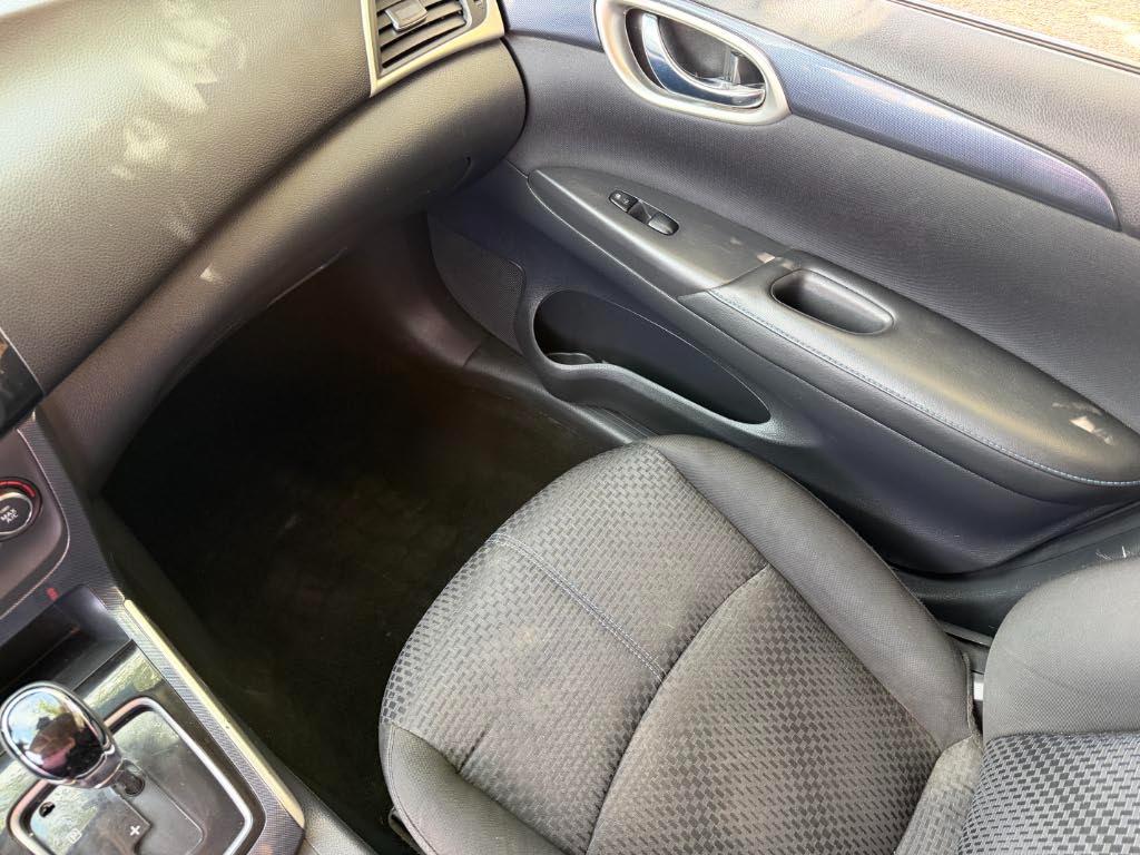 Nissan Sentra  2017