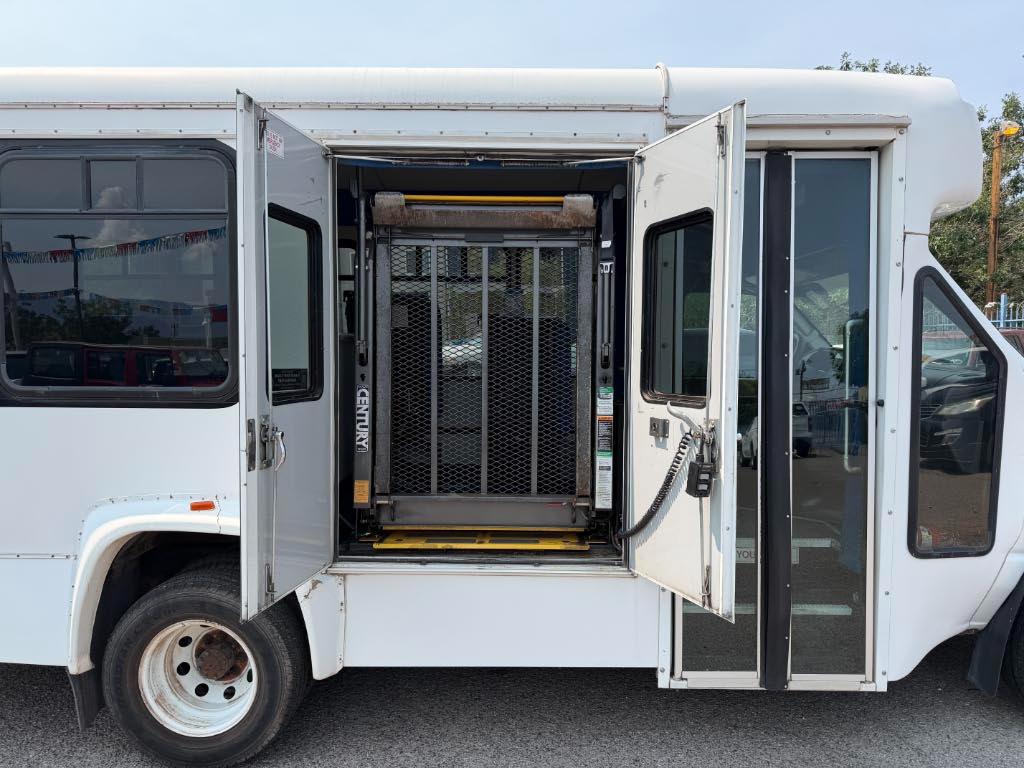 Ford Econoline  2006