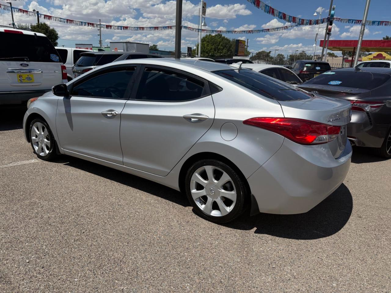 Hyundai Elantra Limited 2013