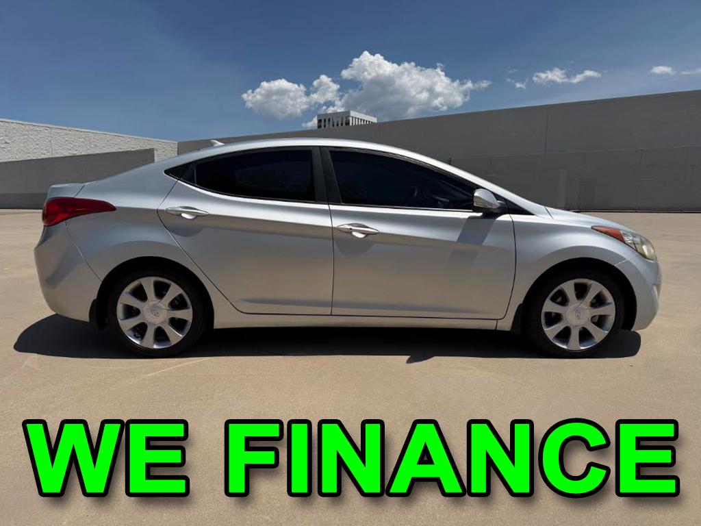 Hyundai Elantra Limited 2013