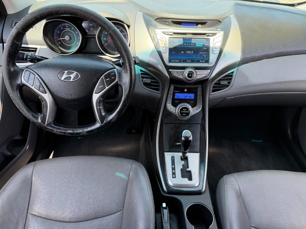 Hyundai Elantra Limited 2013