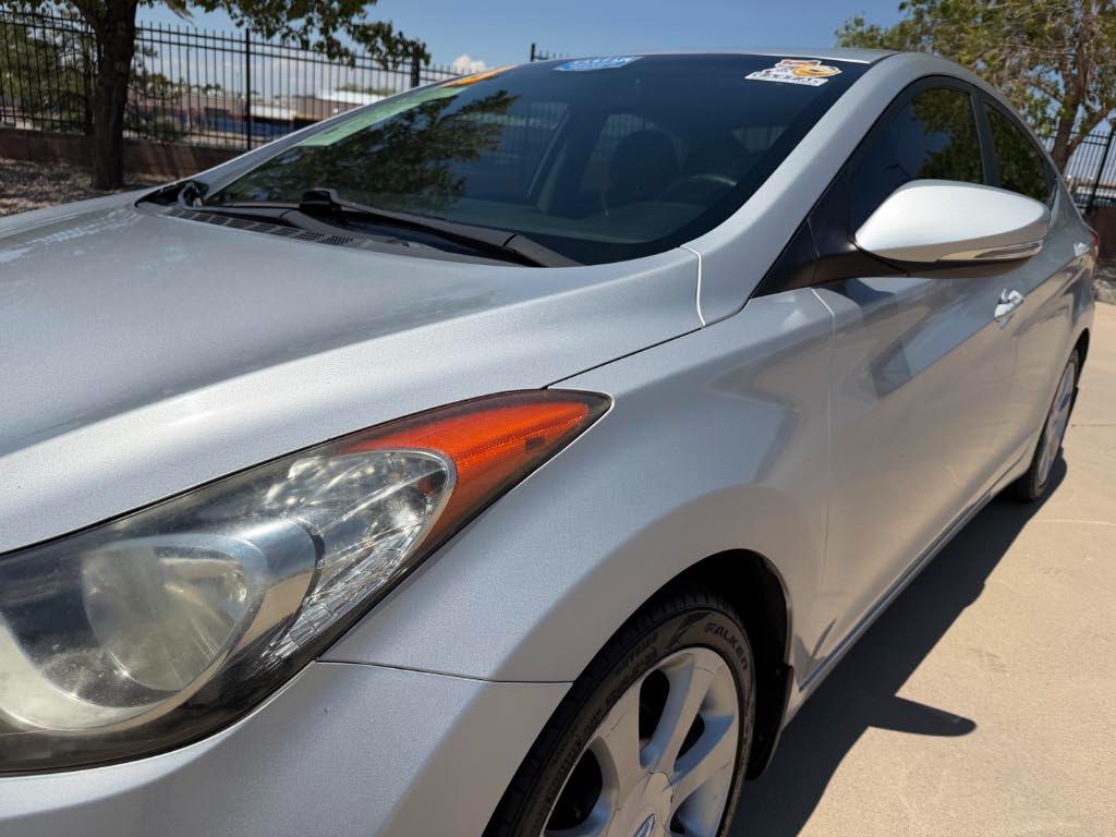 Hyundai Elantra Limited 2013