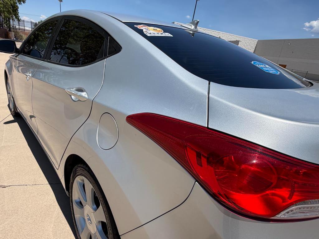 Hyundai Elantra Limited 2013