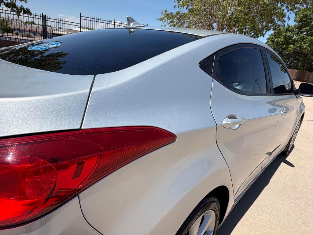 Hyundai Elantra Limited 2013