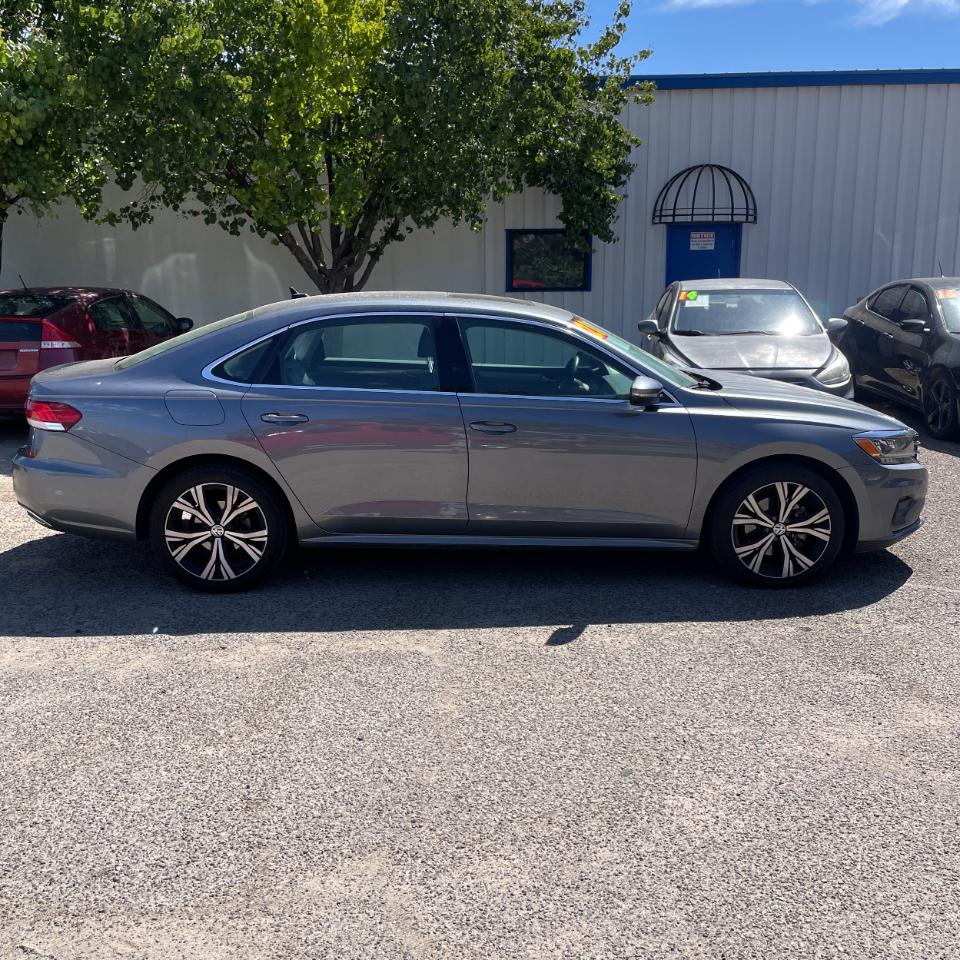 Volkswagen Passat SE 2021