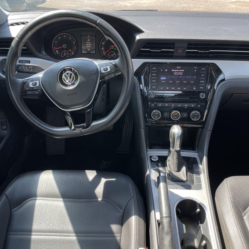 Volkswagen Passat SE 2021