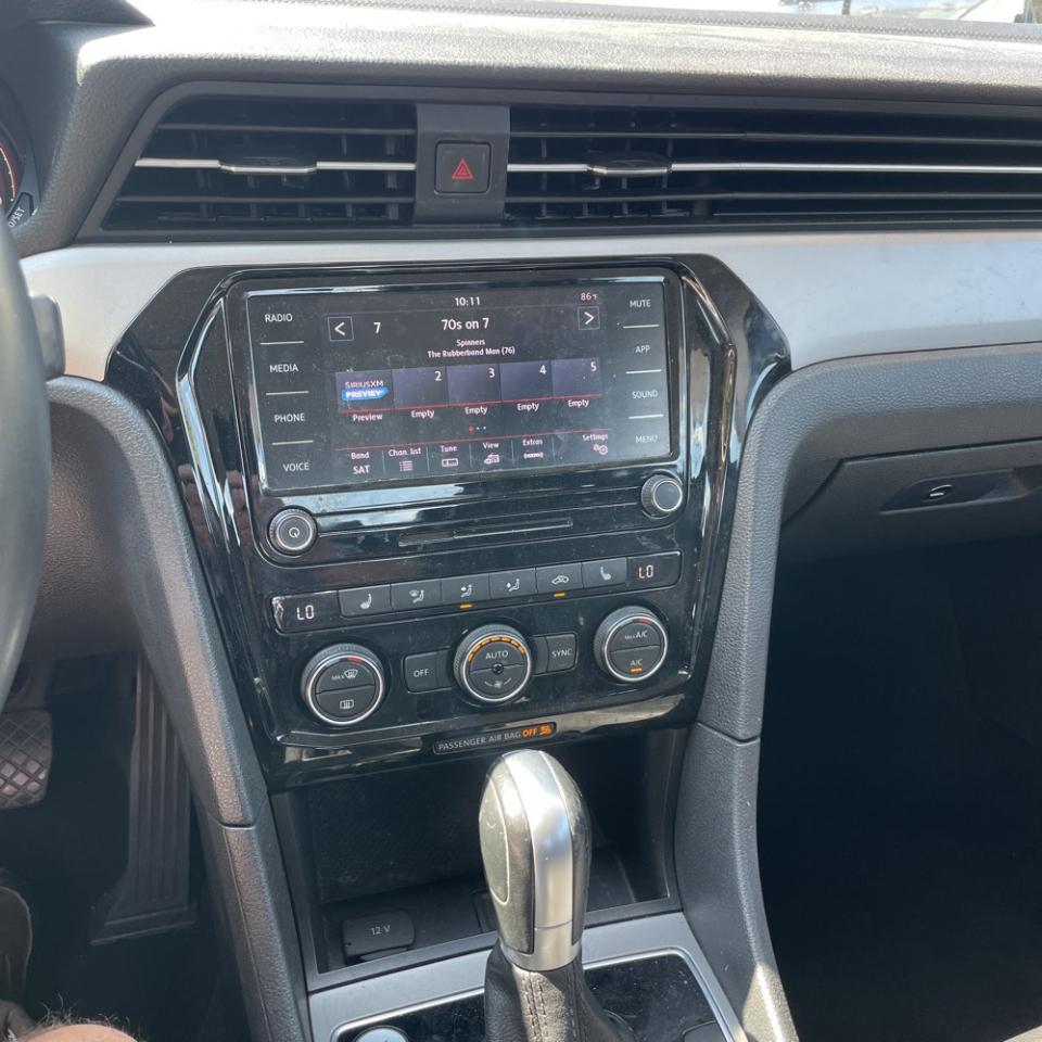 Volkswagen Passat SE 2021