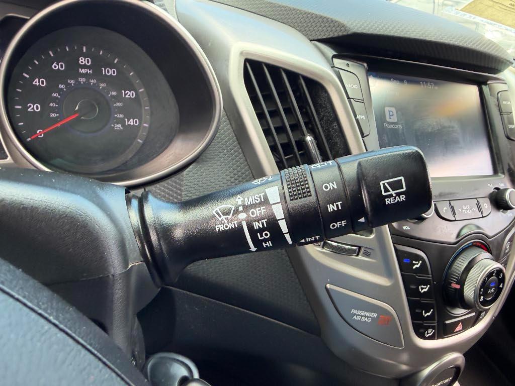 Hyundai Veloster  2017