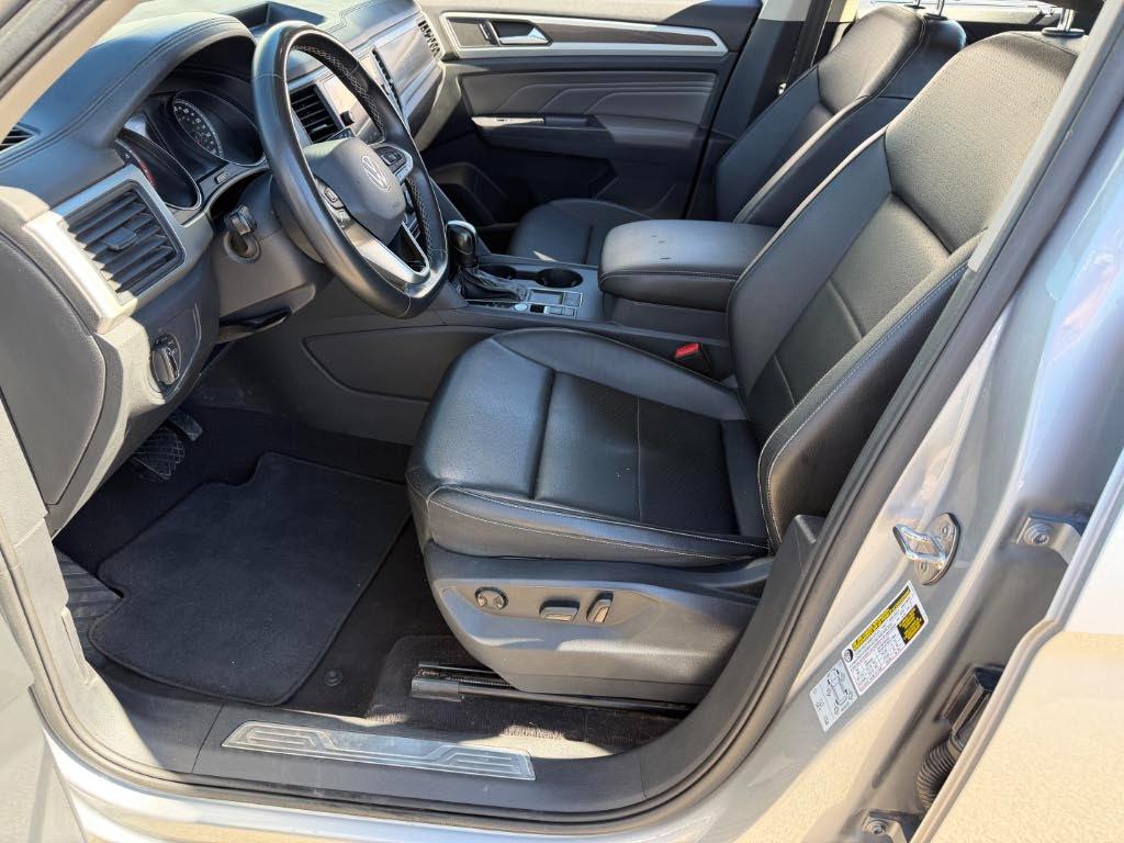 Volkswagen Atlas V6 SE w/Technology 2021