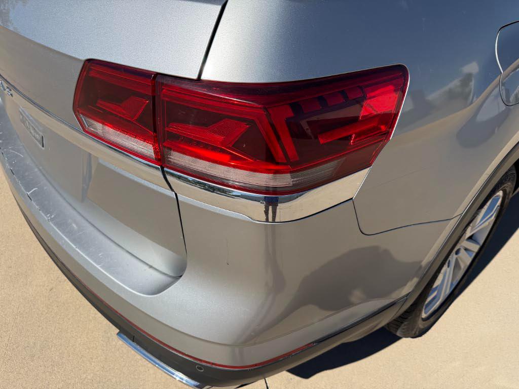 Volkswagen Atlas V6 SE w/Technology 2021