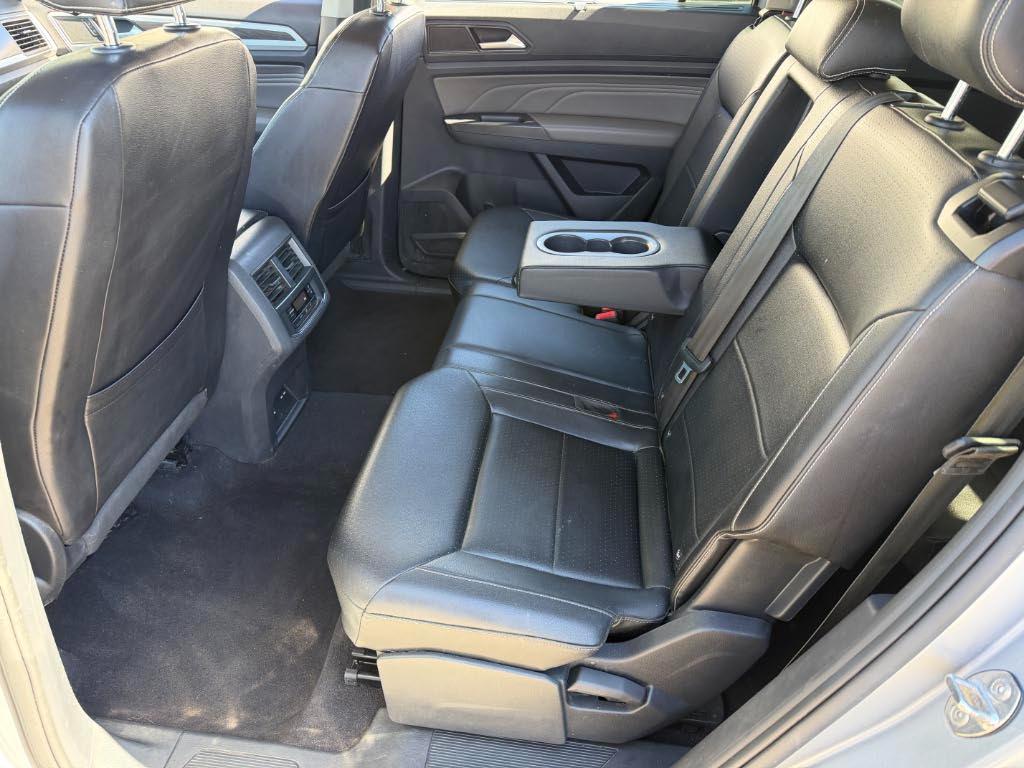 Volkswagen Atlas V6 SE w/Technology 2021