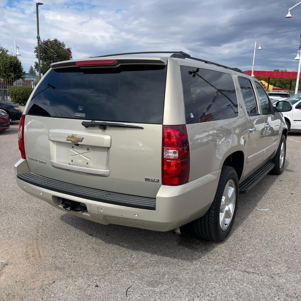 Chevrolet Suburban LTZ 4WD 2007