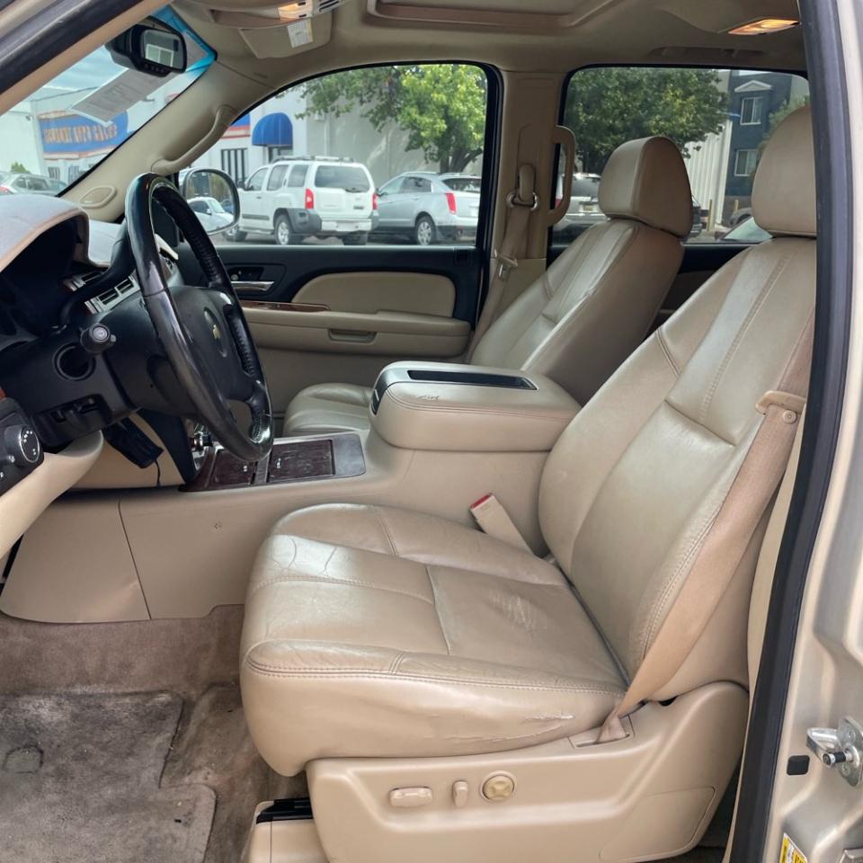 Chevrolet Suburban LTZ 4WD 2007