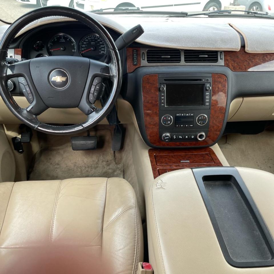 Chevrolet Suburban LTZ 4WD 2007