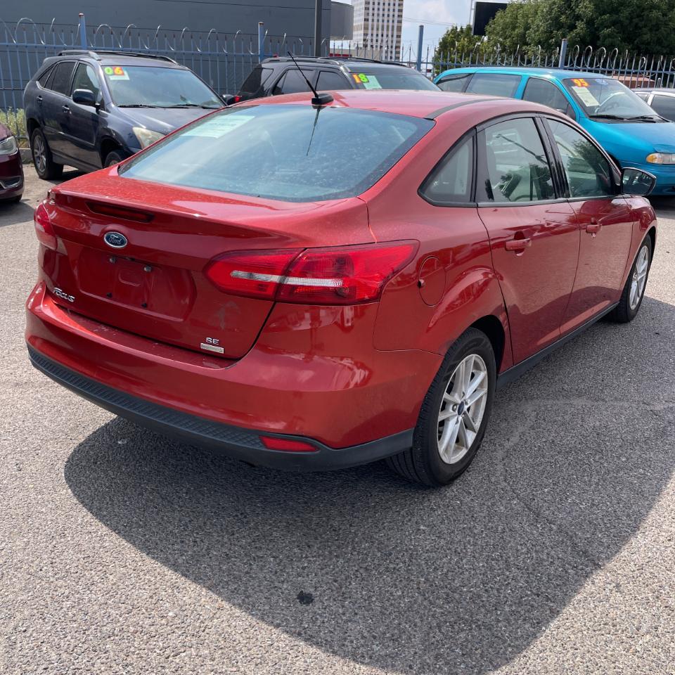 Ford Focus SE Sedan 2018
