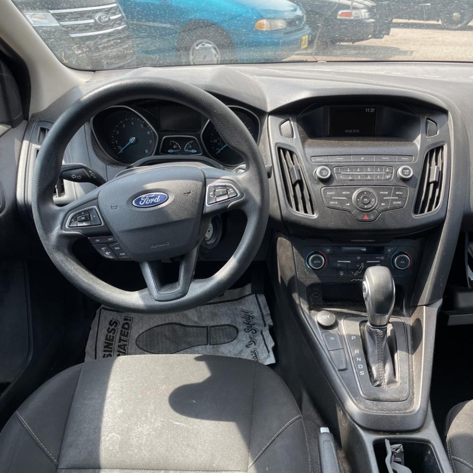 Ford Focus SE Sedan 2018