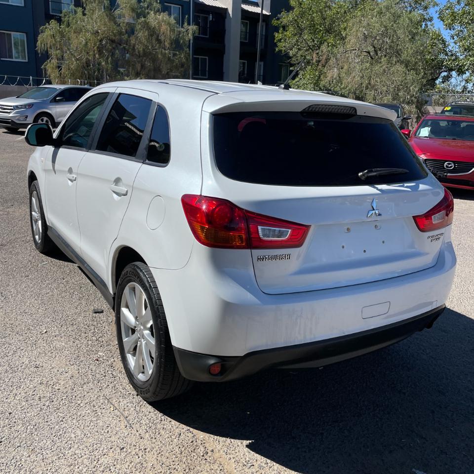 Mitsubishi Outlander Sport ES AWC 2015