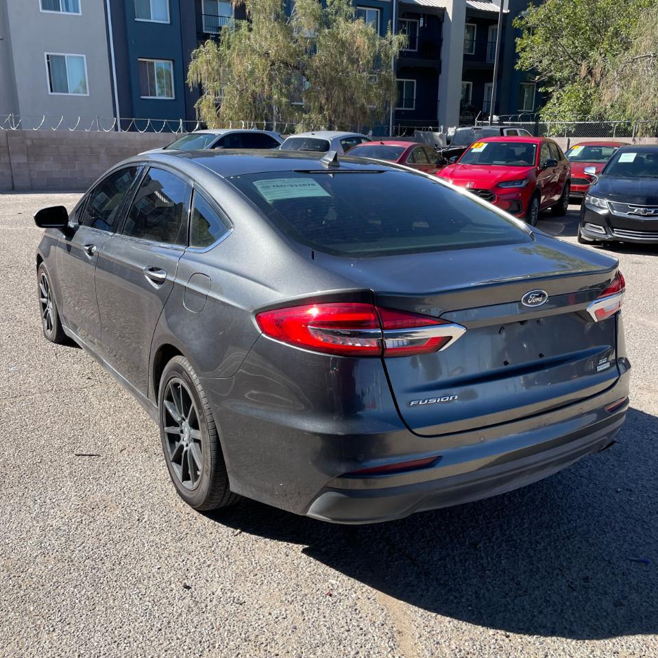 Ford Fusion SE 2020