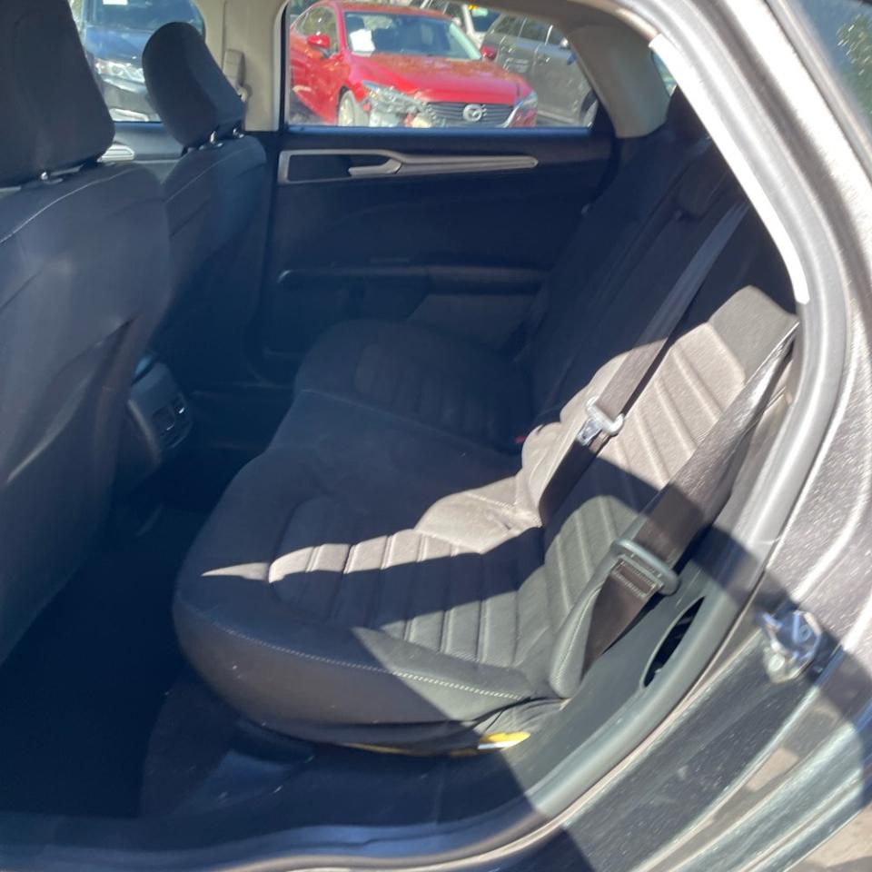 Ford Fusion SE 2020
