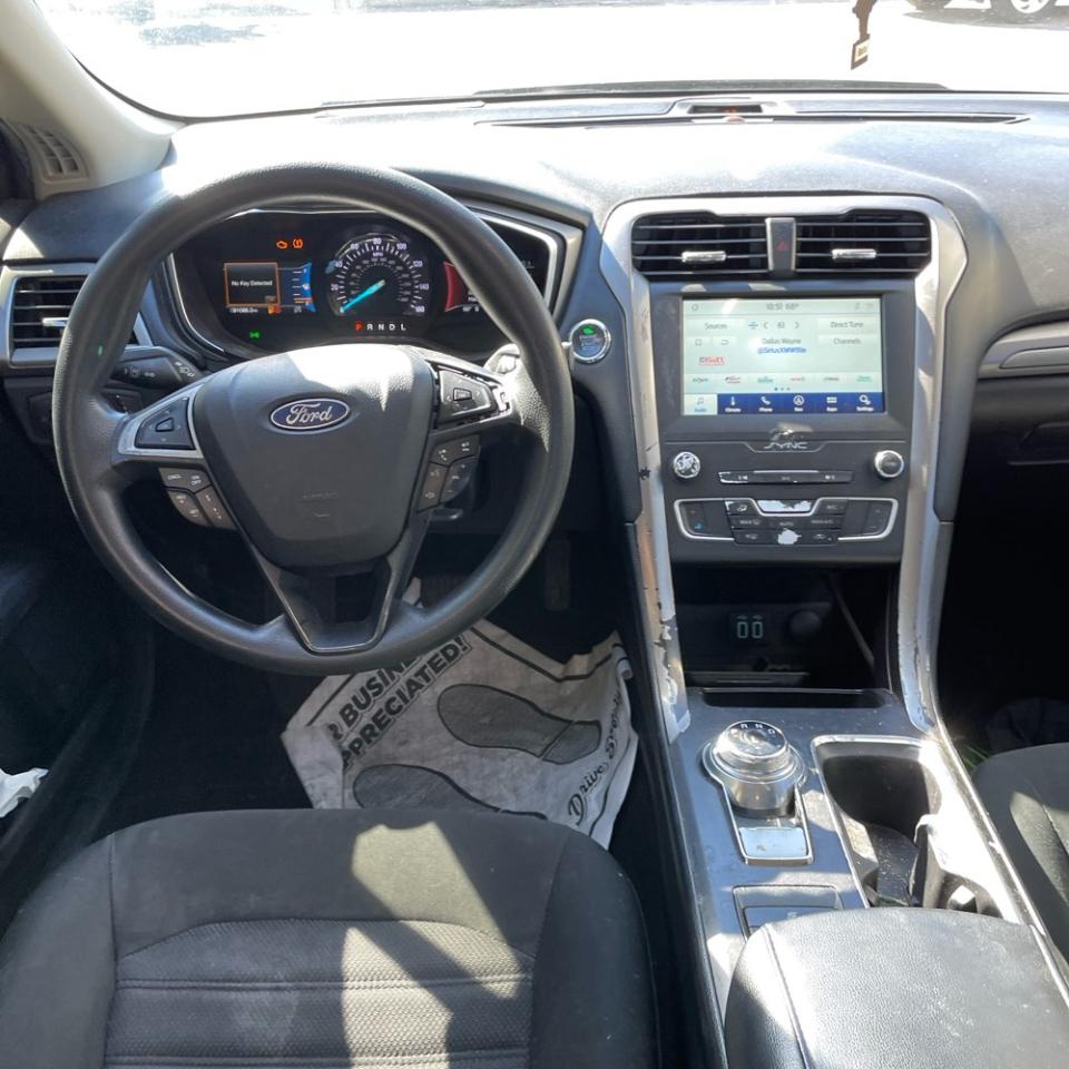 Ford Fusion SE 2020