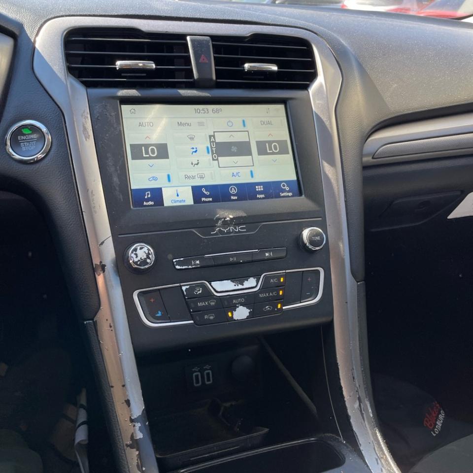 Ford Fusion SE 2020