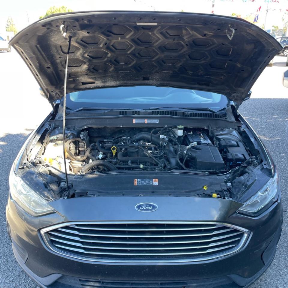 Ford Fusion SE 2020