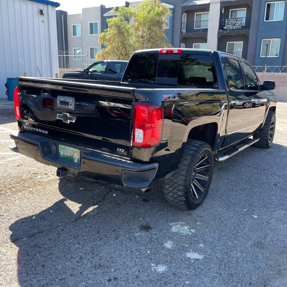 Chevrolet Silverado 1500 LTZ Crew Cab 4WD 2017