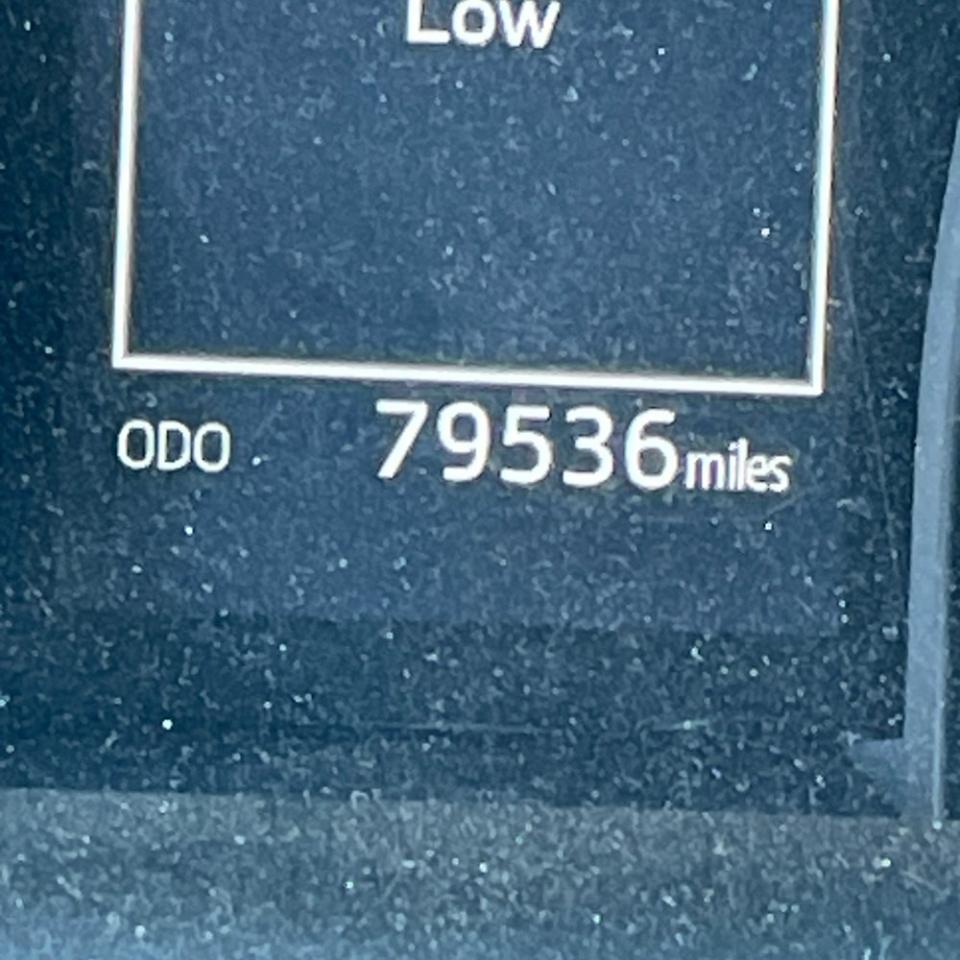Toyota Camry SE 2023