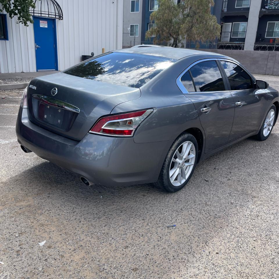 Nissan Maxima SV 2014