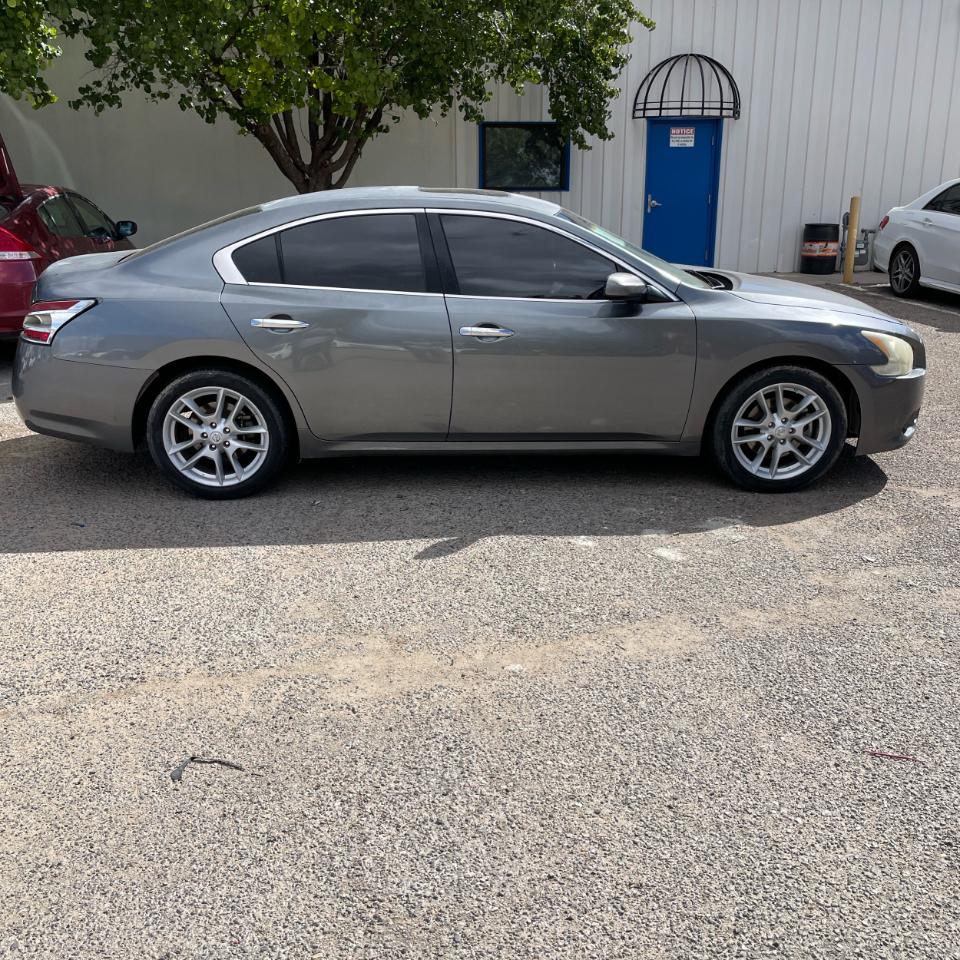 Nissan Maxima SV 2014