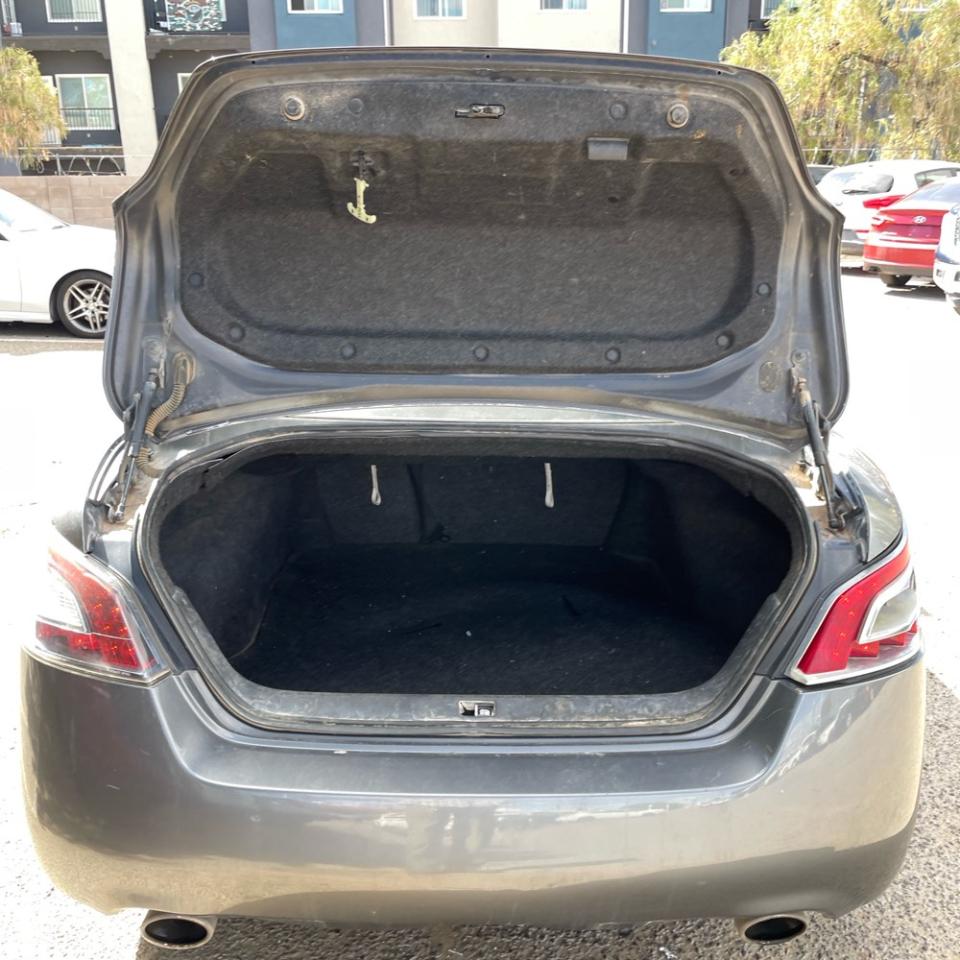 Nissan Maxima SV 2014