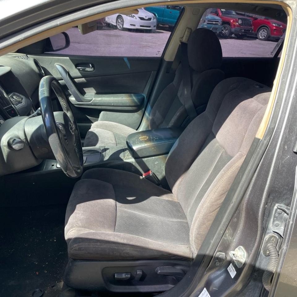 Nissan Maxima SV 2014