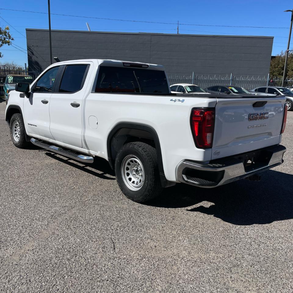 GMC Sierra 1500 Base Crew Cab Long Box 4WD 2020