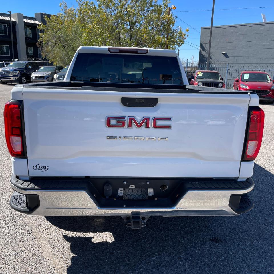 GMC Sierra 1500 Base Crew Cab Long Box 4WD 2020