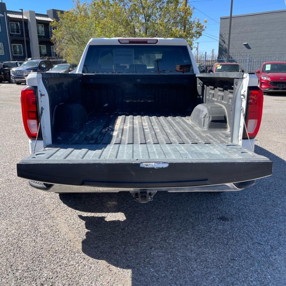 GMC Sierra 1500 Base Crew Cab Long Box 4WD 2020