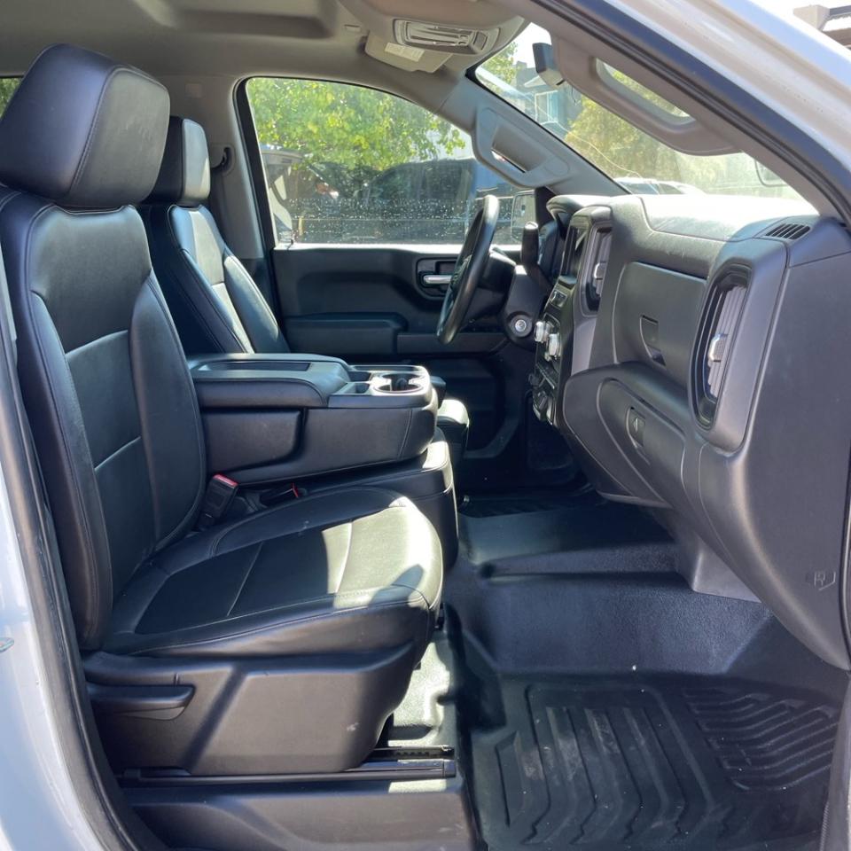 GMC Sierra 1500 Base Crew Cab Long Box 4WD 2020