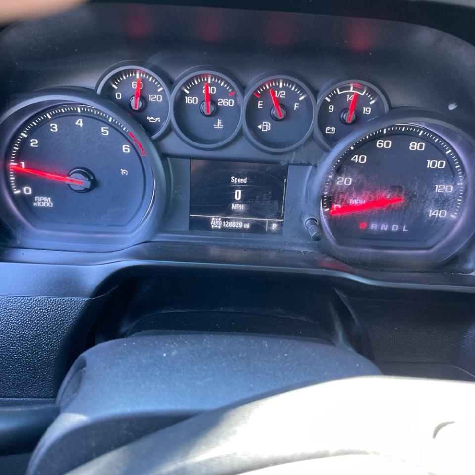 GMC Sierra 1500 Base Crew Cab Long Box 4WD 2020