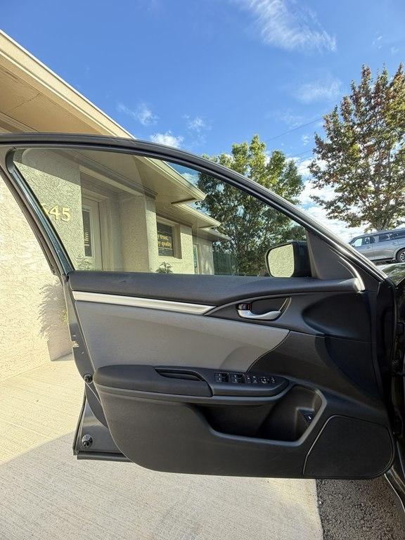 Honda Civic photo 9