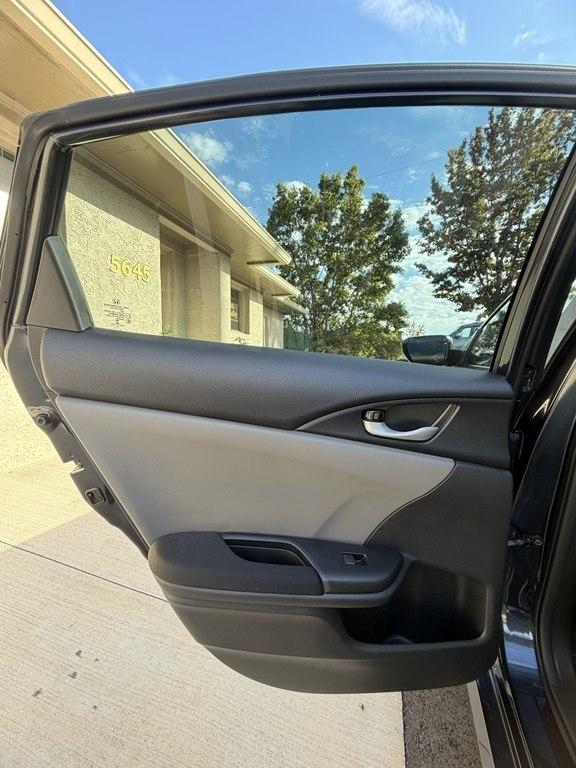 Honda Civic photo 11