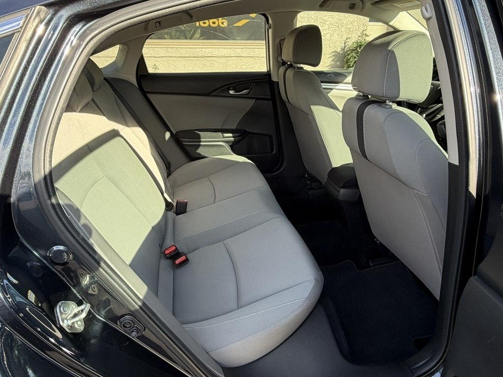 Honda Civic photo 16